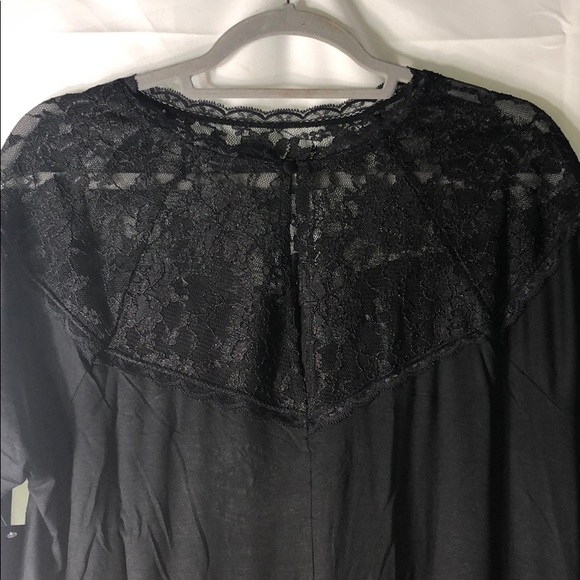 🆕 Torrid Super Soft Black Lace High Neck Tee - Picture 4 of 9